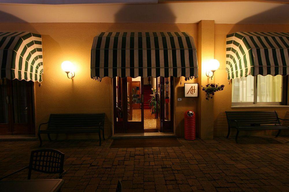 Albergo Adriana Celle Ligure Luaran gambar